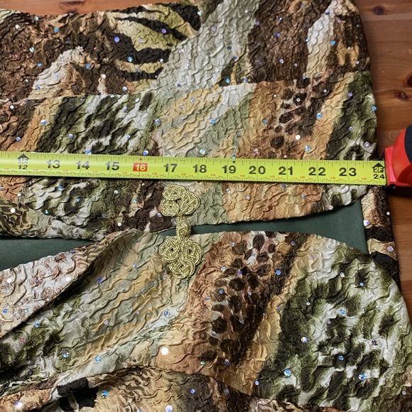 Joseph Ribkoff Vintage Fitted Blazer, Lined, Soft, Crepe Look Fabric - Picture 12 of 15